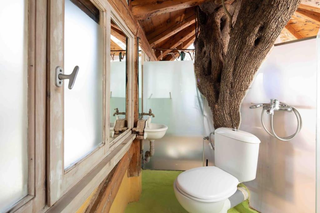 Margaritis'S Treehouse Villa Paramonas  Exteriör bild
